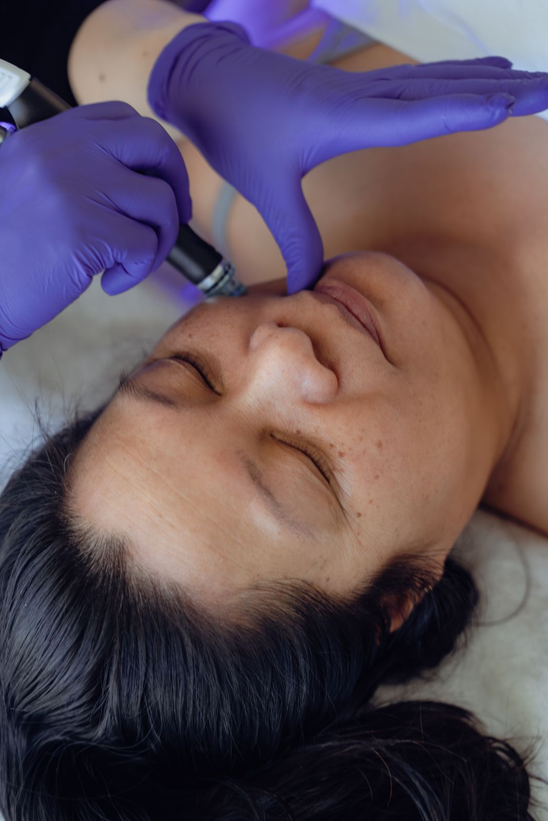 FACIAL SUITE
